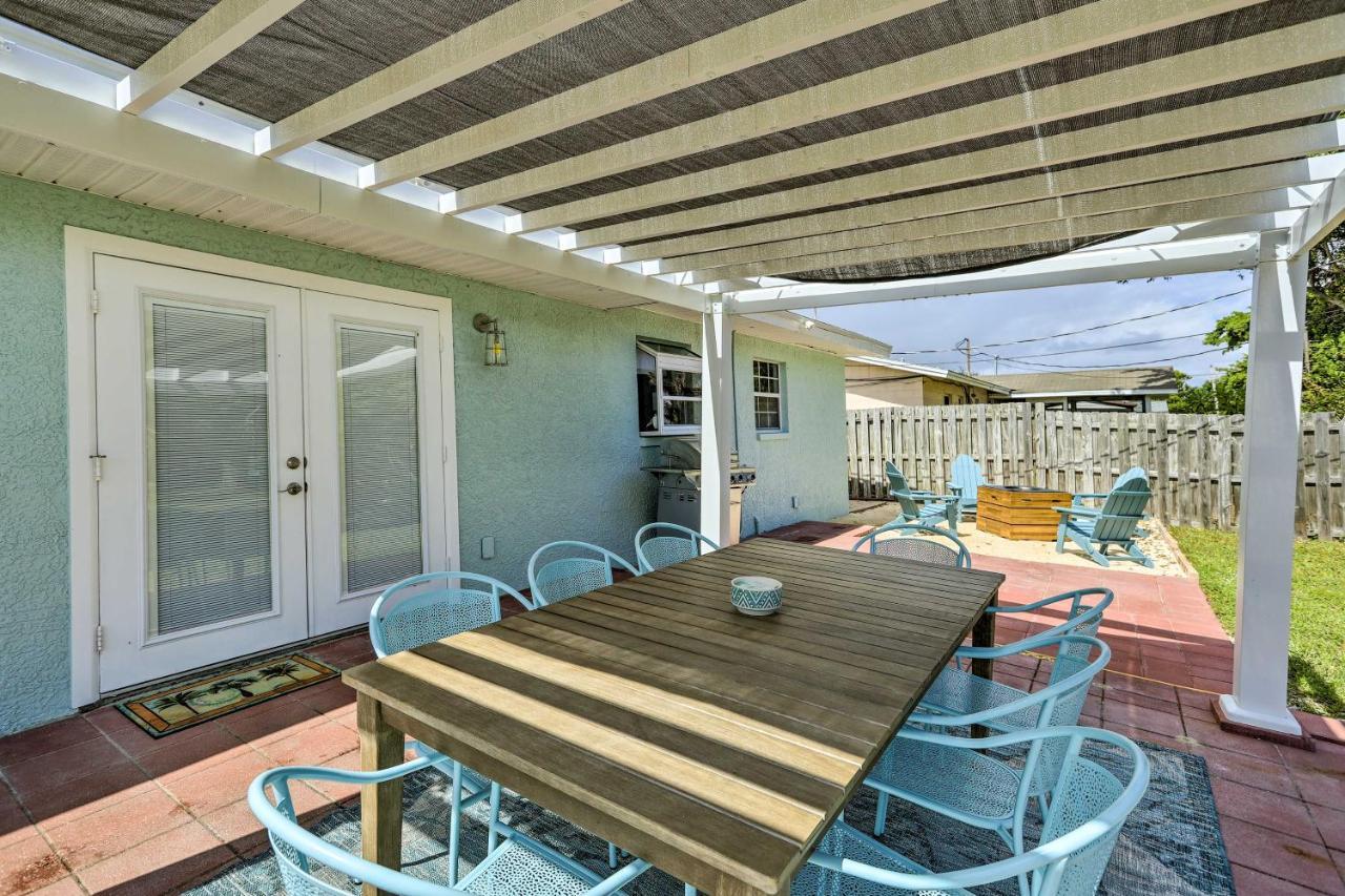 Merritt Island Home Fire Pit And Canal Access! Екстер'єр фото